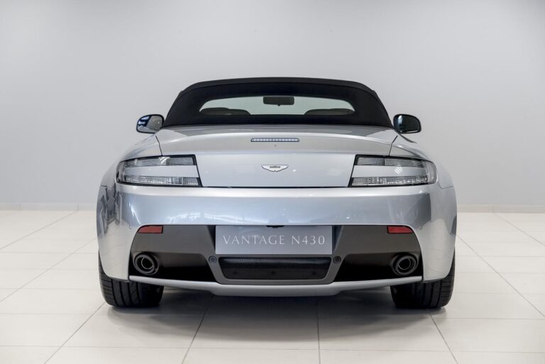 Aston Martin V8 Vantage N430 Roadster