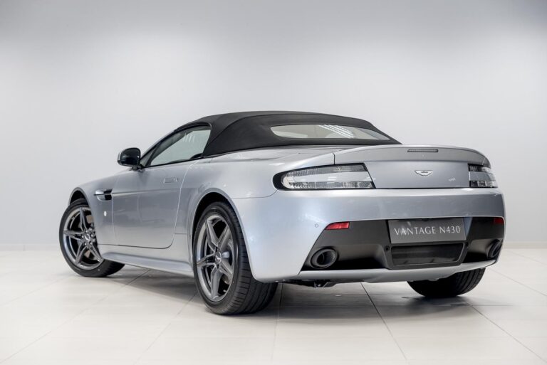 Aston Martin V8 Vantage N430 Roadster