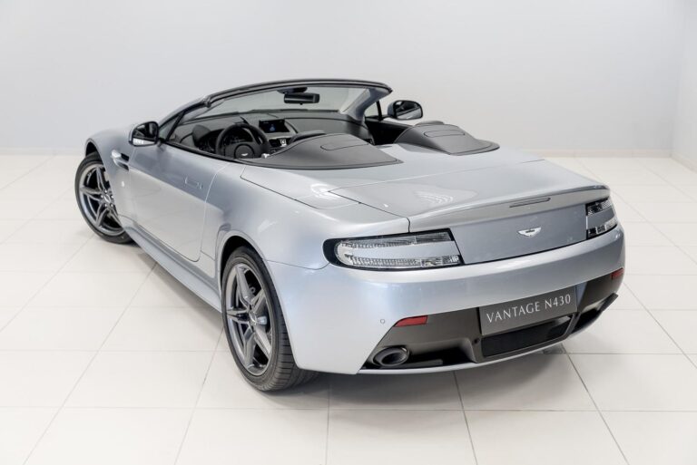 Aston Martin V8 Vantage N430 Roadster