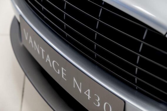 Aston Martin V8 Vantage N430 Roadster