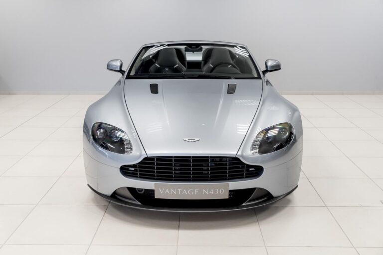 Aston Martin V8 Vantage N430 Roadster