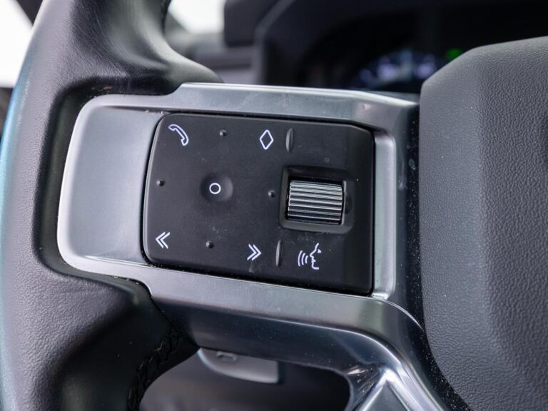 Land Rover Discovery 3.0 D250 R-Dynamic SE