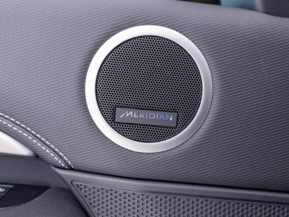 Land Rover Discovery 3.0 D250 R-Dynamic SE