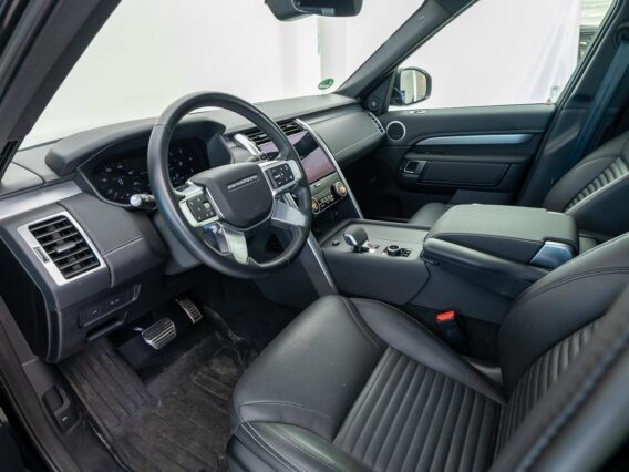Land Rover Discovery 3.0 D250 R-Dynamic SE