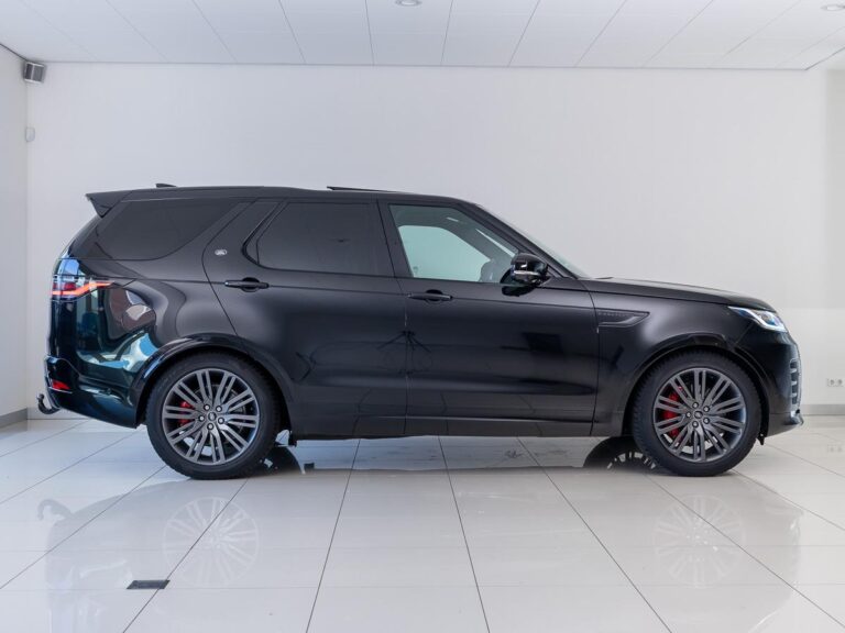 Land Rover Discovery 3.0 D250 R-Dynamic SE