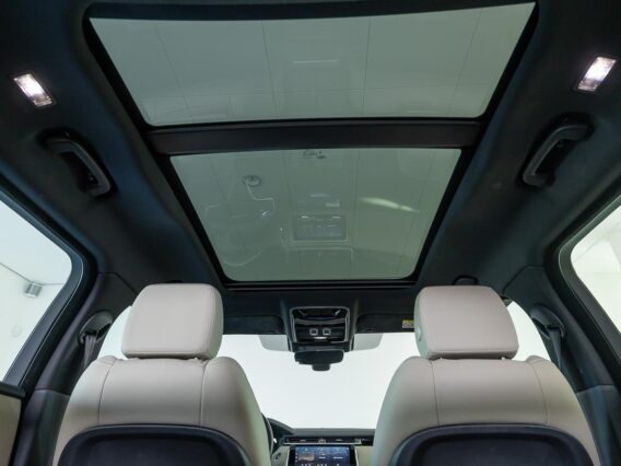 Land Rover Range Rover Velar 2.0 P400e R-Dynamic SE