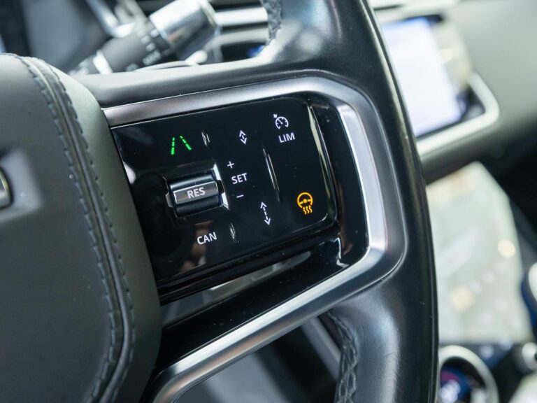 Land Rover Range Rover Velar 2.0 P400e Edition