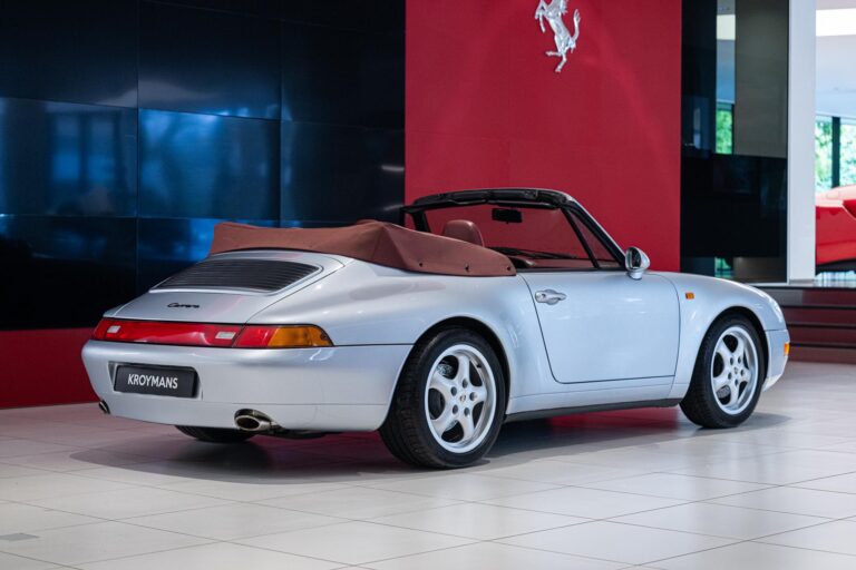 Porsche 911 Carrera