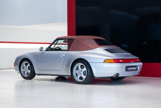 Porsche 911 Carrera