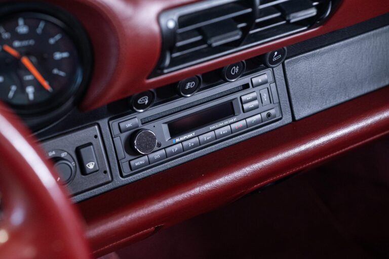 Porsche 911 Carrera