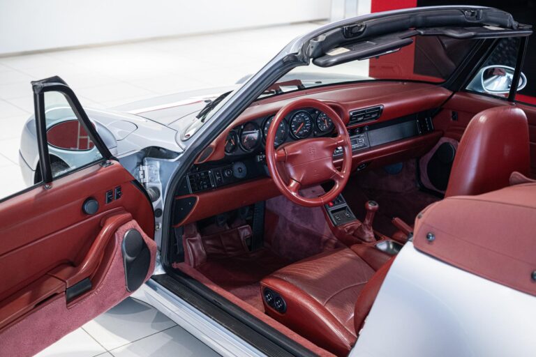 Porsche 911 Carrera