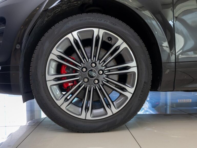 Land Rover Range Rover Evoque 1.5 P300e PHEV AWD Dynamic HSE