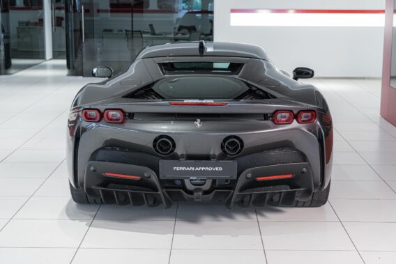 Ferrari SF90 Stradale