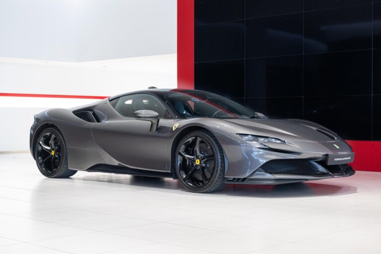 Ferrari SF90 Stradale