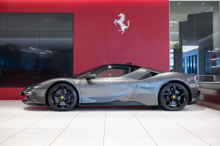 Ferrari SF90 Stradale