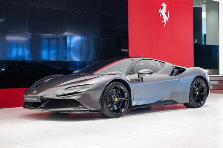Ferrari SF90 Stradale