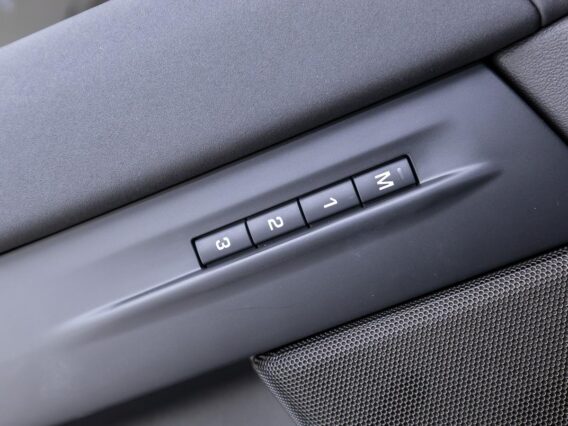 Land Rover Range Rover Evoque 1.5 P270e PHEV AWD Hoxton Edition