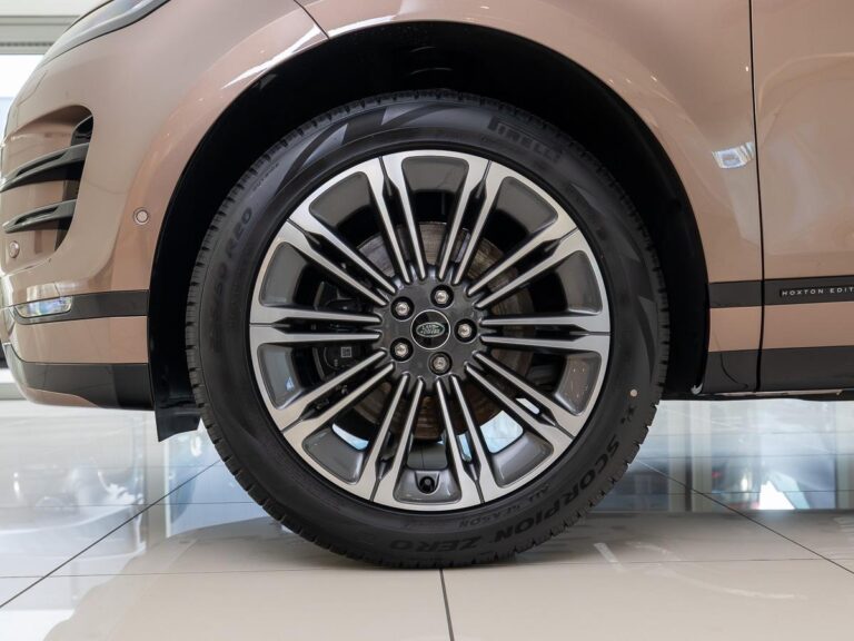 Land Rover Range Rover Evoque 1.5 P270e PHEV AWD Hoxton Edition