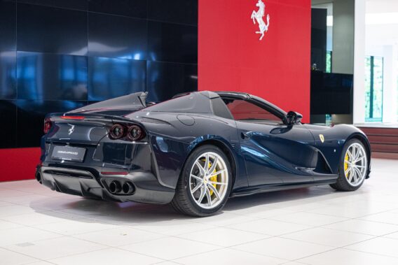 Ferrari 812 GTS