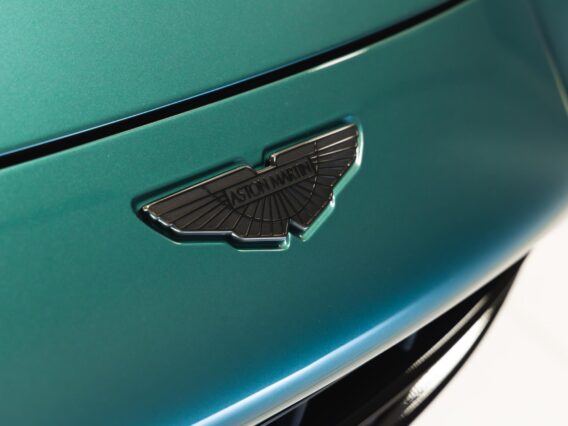 Aston Martin DBX DBX707