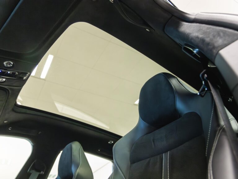 Aston Martin DBX DBX707