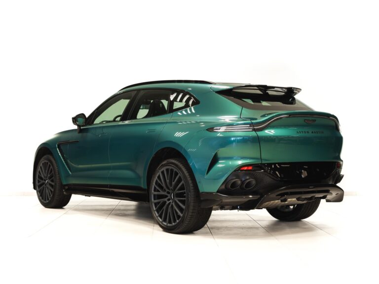 Aston Martin DBX DBX707