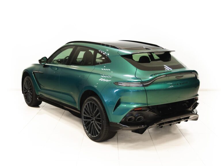 Aston Martin DBX DBX707