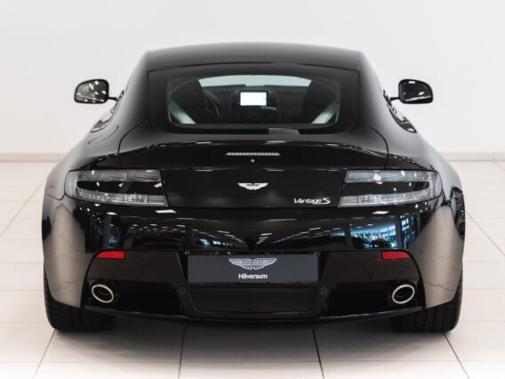 Aston Martin V8 Vantage S 2017