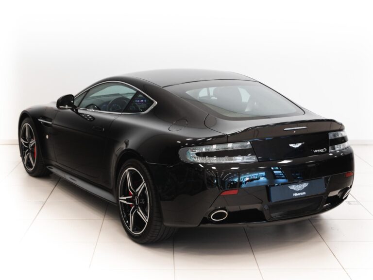Aston Martin V8 Vantage S 2017