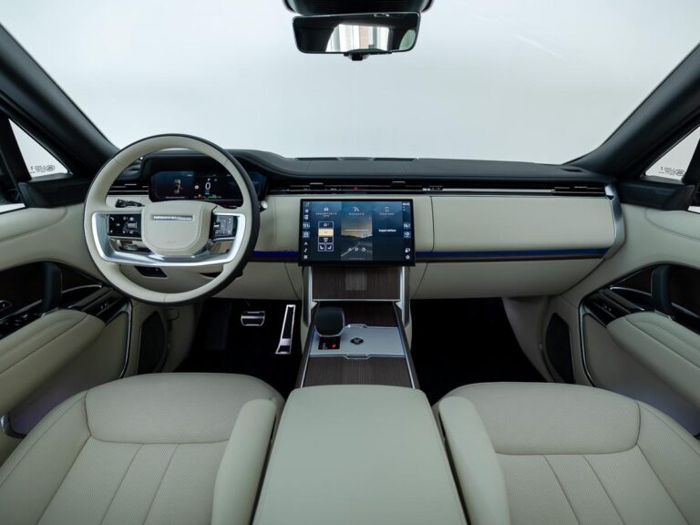 Land Rover Range Rover 3.0 P550e Autobiography PHEV