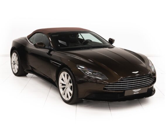 Aston Martin DB11 Volante
