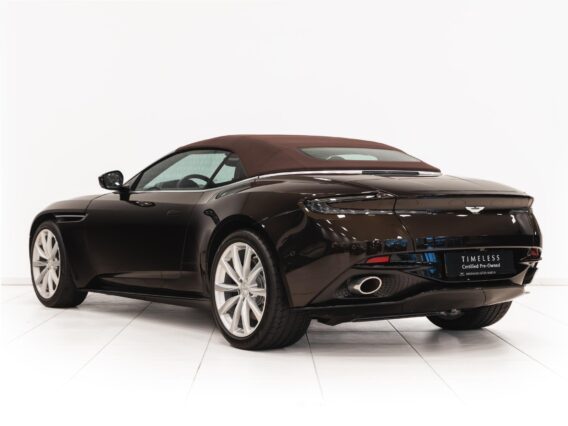Aston Martin DB11 Volante
