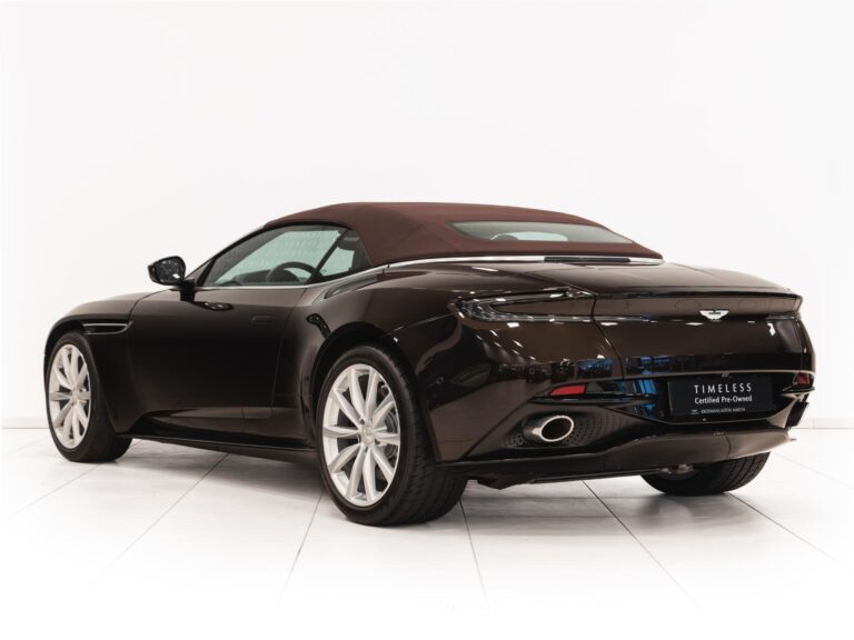 Aston Martin DB11 Volante