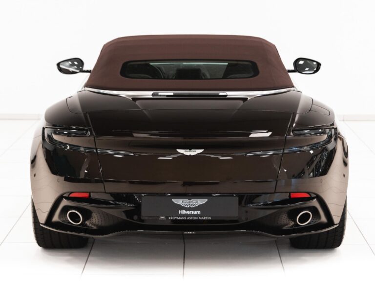 Aston Martin DB11 Volante