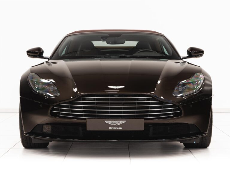 Aston Martin DB11 Volante