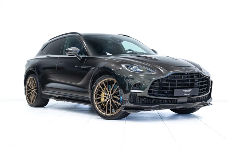 Aston Martin DBX 707