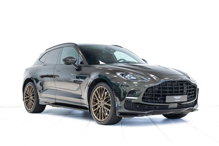 Aston Martin DBX 707